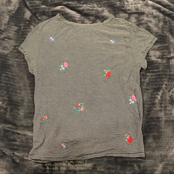 AMERICAN EAGLE black and white stripe with flowers - Picture 2 of 4